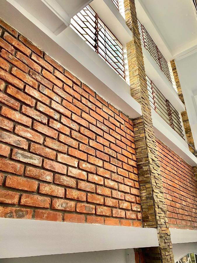 Shine Riverside Homestay Hue Buitenkant foto